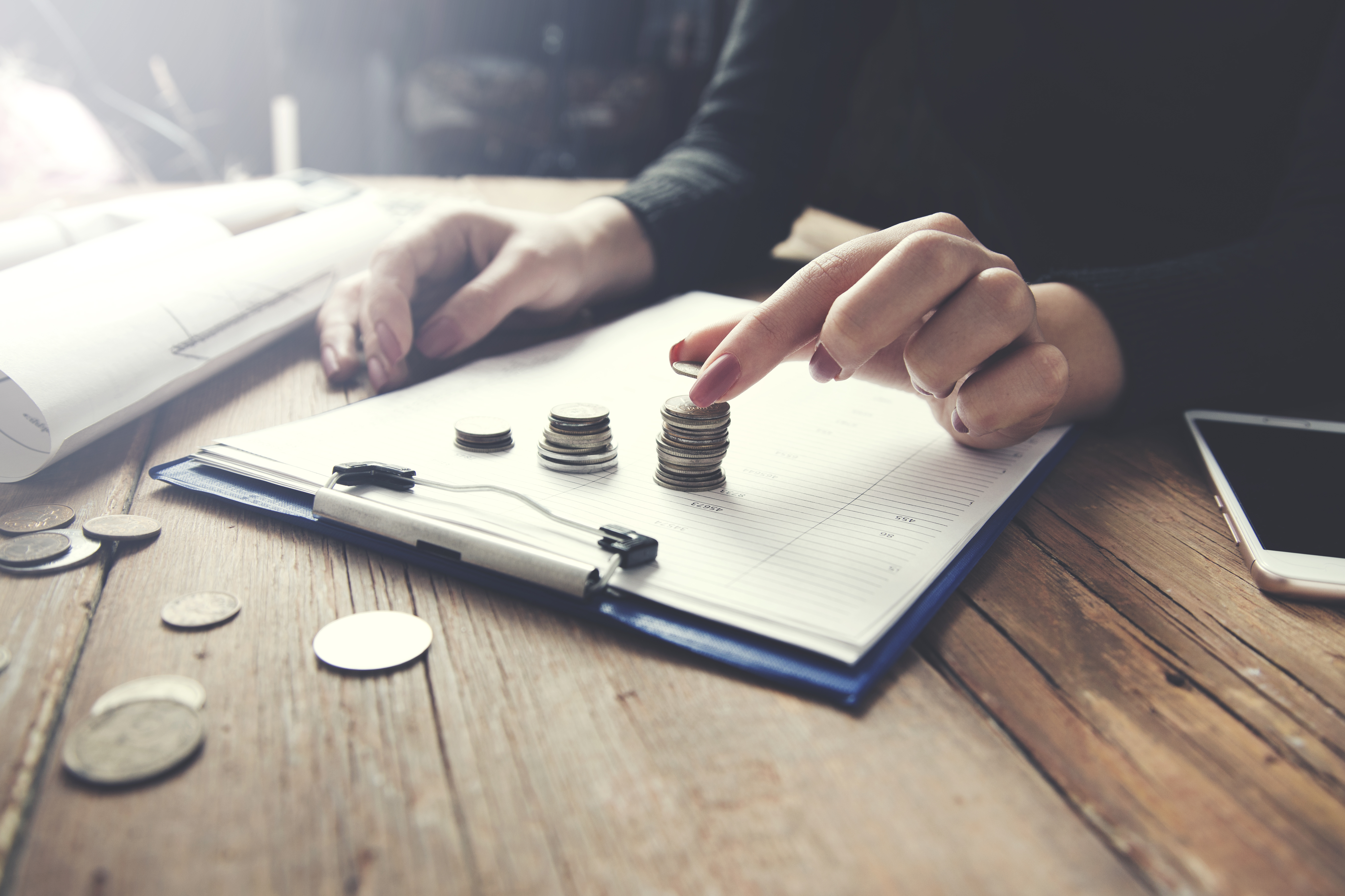 Polska na końcu stawki w UE — pensje nauczycieli w Europie