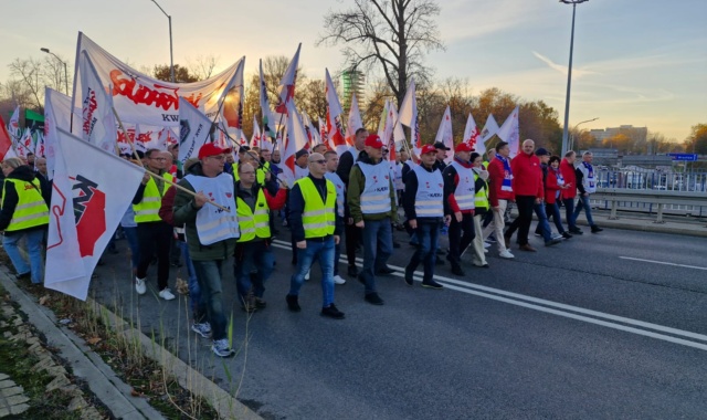 Razem w obronie przemysłu, hutnictwa, górnictwa i energetyki! FZZ na wspólnej manifestacji w Katowicach